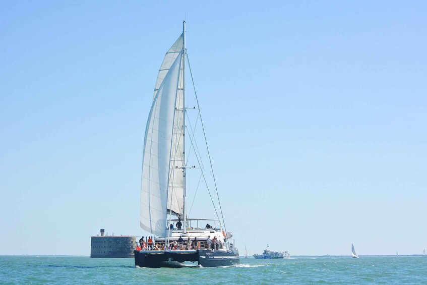 Picture 2 for Activity La Rochelle : Fort Boyard by sail (3h30)