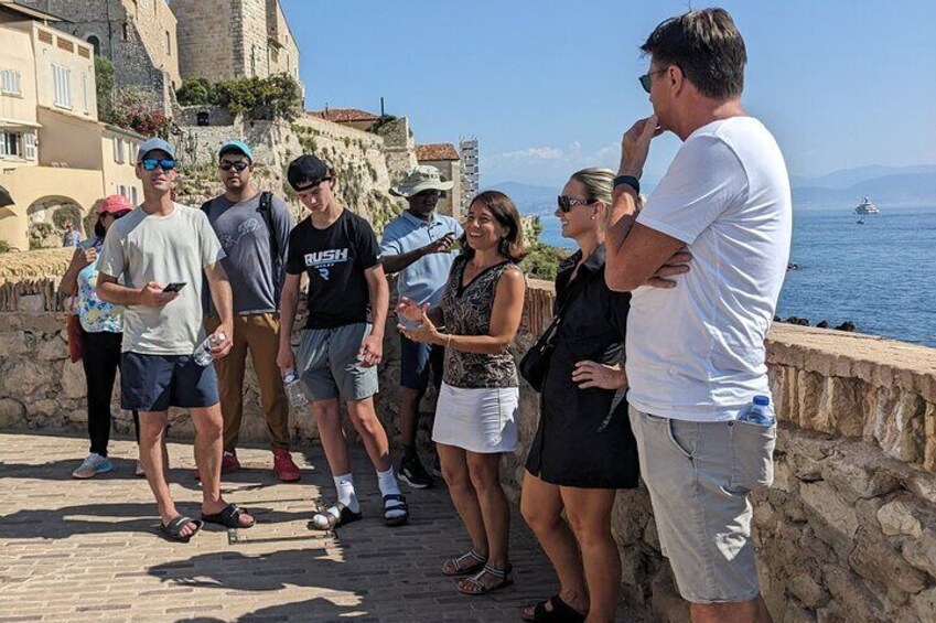 2 Hour Walking Tour in the Old Town of Antibes