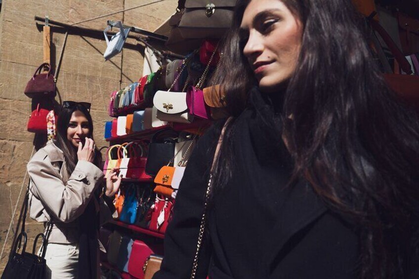 Milan Shopping Tour with Final Aperitif