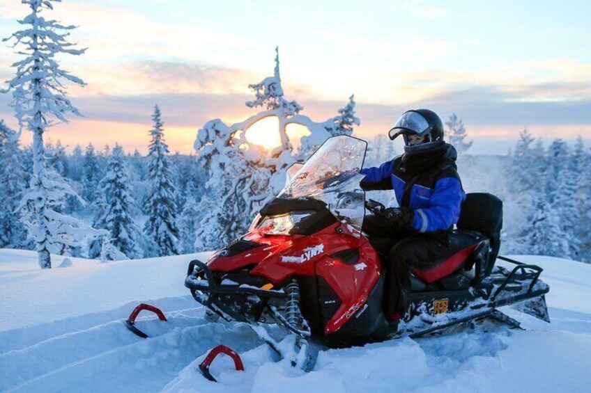 Snowmobile Adventure with Ice Fishing in Ylläs