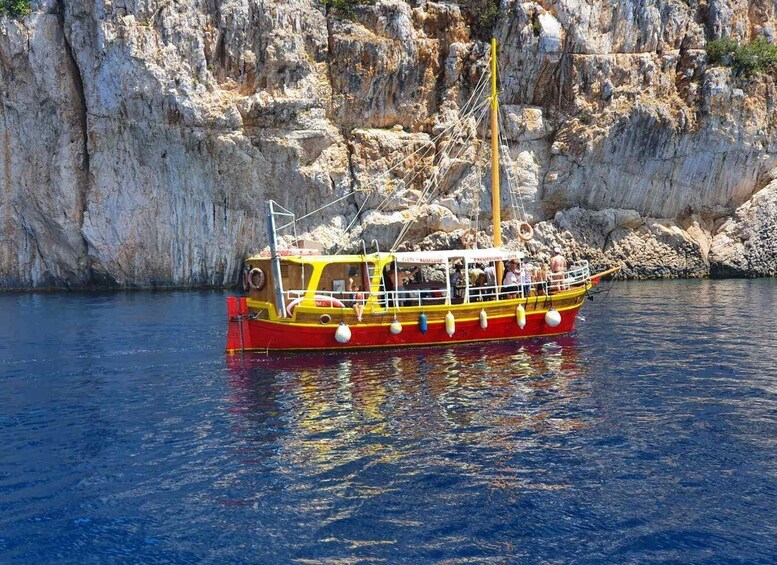 Picture 6 for Activity Golden Beach & island Plavnik Cruise, optional grill picnic
