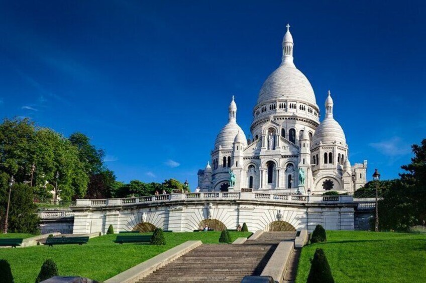 2 Hour Small Group Montmartre Walking Tour