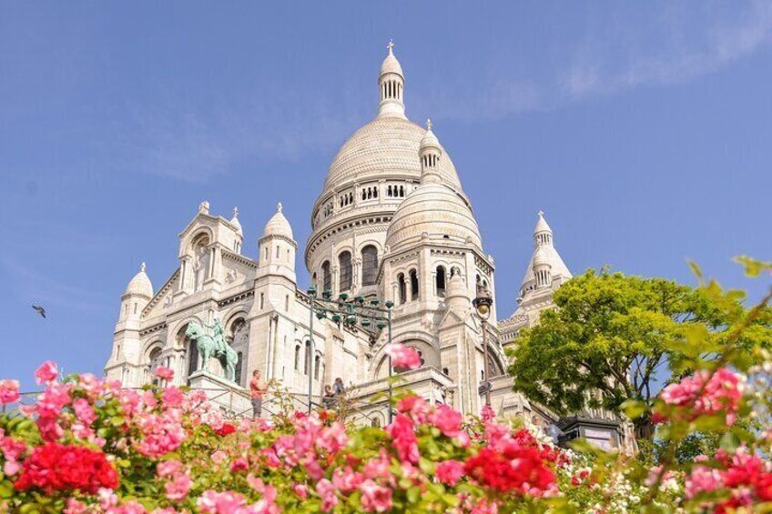Montmartre Walking Tour: The Best of Art, Culture &Parisian Charm