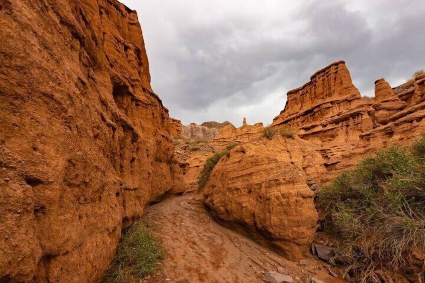 Burana Tower and Kok Moinok Canyons 