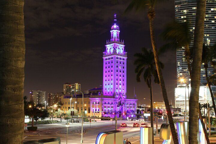 Walk and Ramble Around Miami Downtown