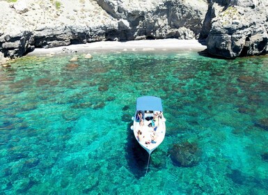 Boat tour to Favignana & Levanzo with Tastings and Swim stop