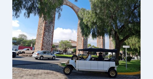 Querétaro: Adios Mama Carlota Tour