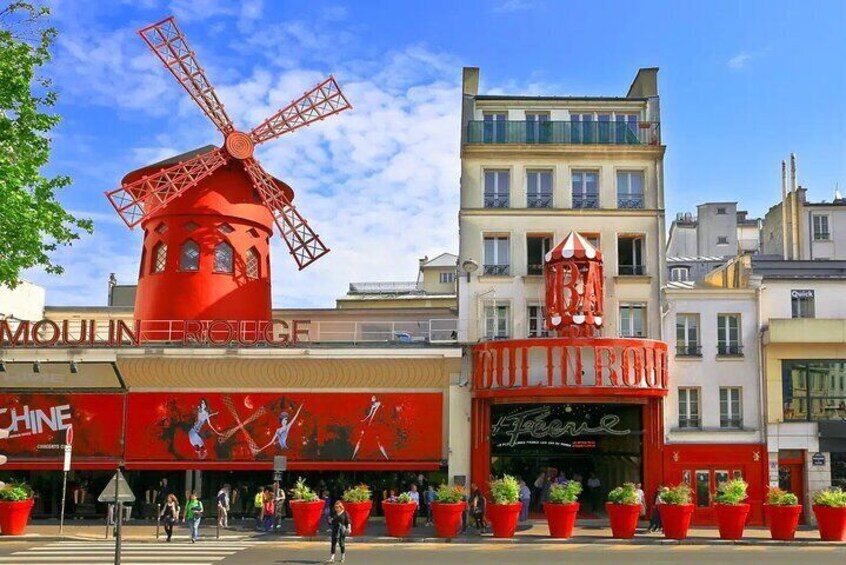 Paris: Small Group Moulin Rouge &Sacré Cœur Montmartre Tour 