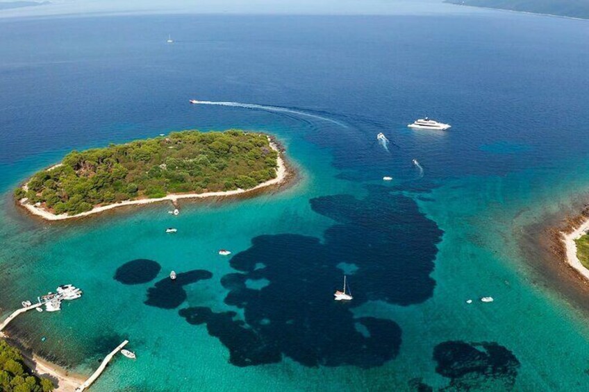 Blue Lagoon and Trogir Half Day Speedboat Tour from Split