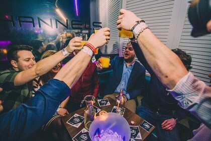 プラハ-無制限のビールとローカルガイド付きプライベートパブクロール