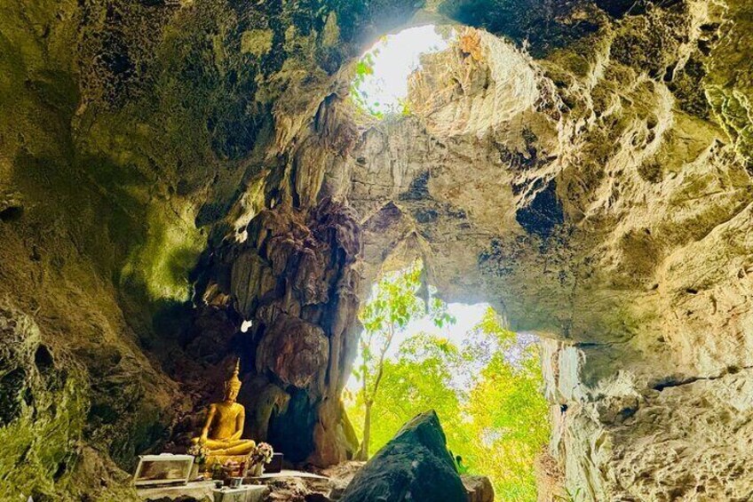 Private Guided Rainbow Cave Unseen Canyon and Lanna temple