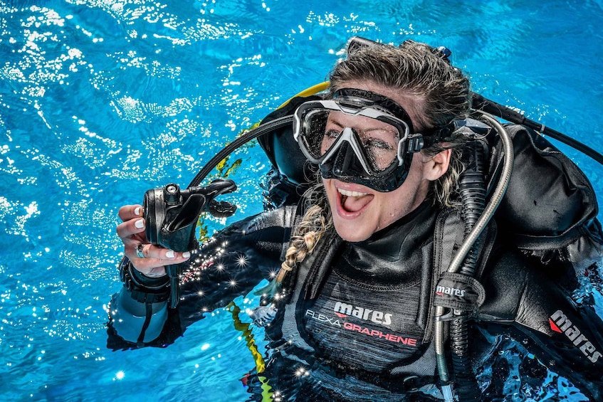 Menorca: Try scuba diving in Cala'n Bosch