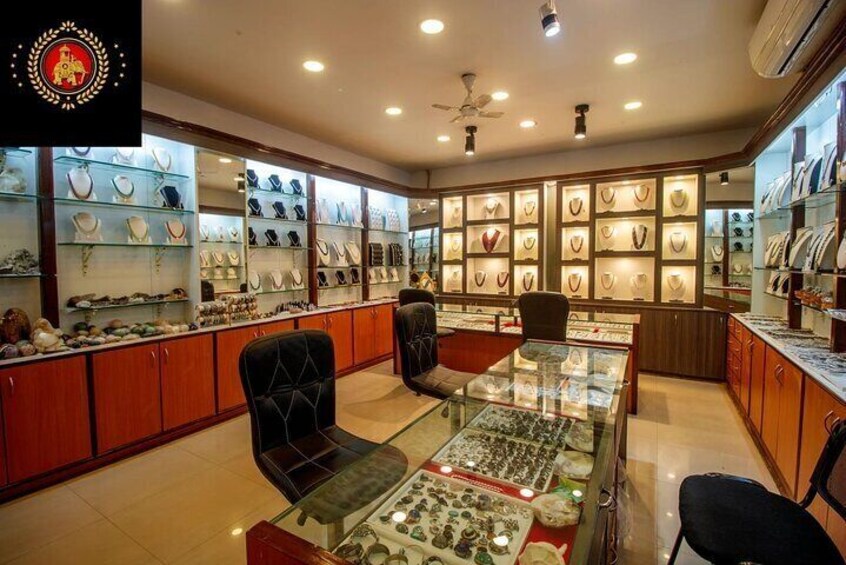 Authentic Shopping Experience in Bangalore for Souvenirs & Gifts