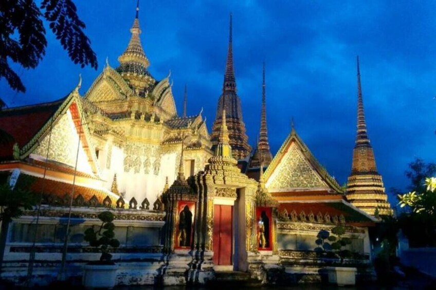 Bangkok: 2 Temple Tour (Golden Buddha + Mini Reclining Buddha)