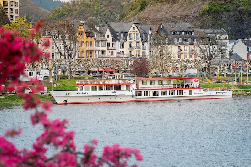 Picture 3 for Activity Cochem: KD Panoramic Evening Cruise on the Moselle River
