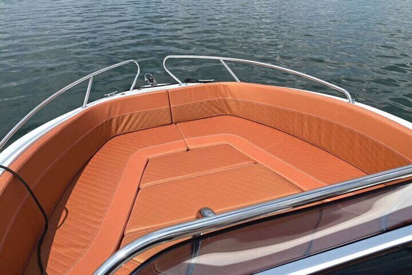 Boat Barracuda 545 Open front solarium