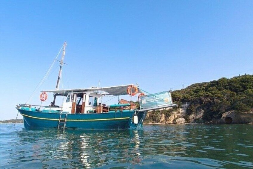 Athens Sunset Cruise Tour with Cocktails