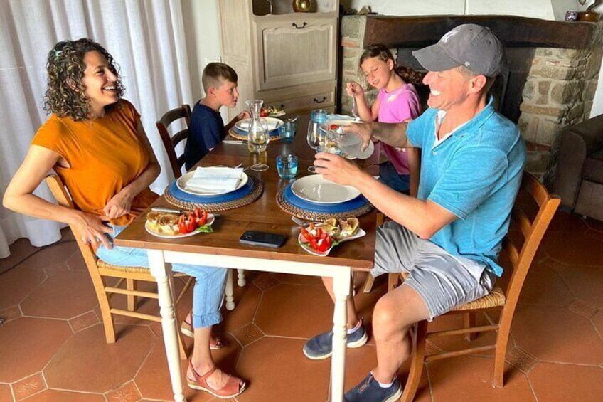 Homemade Dinner and Oil Tasting Tour in a Tuscan Farm