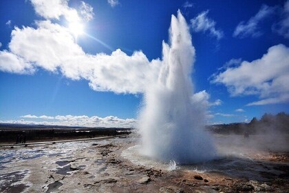 From Keflavik Airport: Private Golden Circle Tour in Iceland