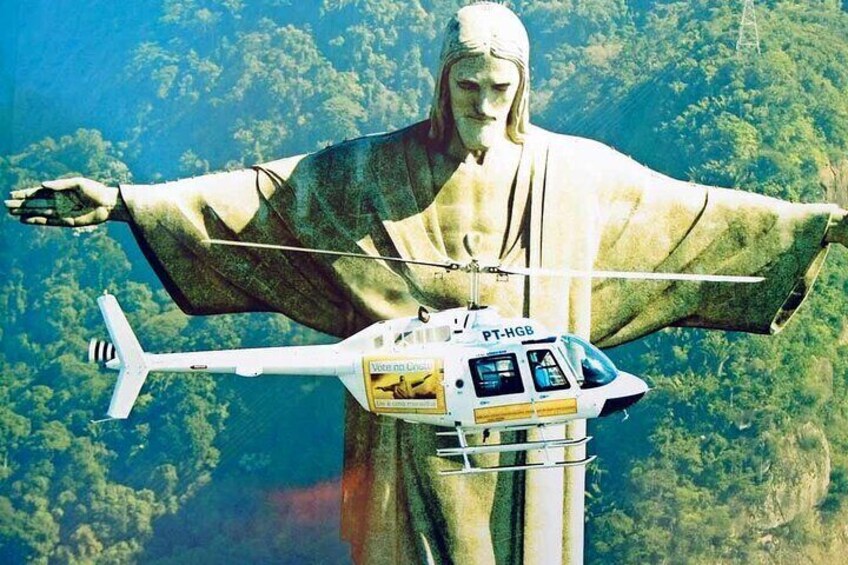 Private Helicopter Tour in Rio de Janeiro for 4 people-30 minutes