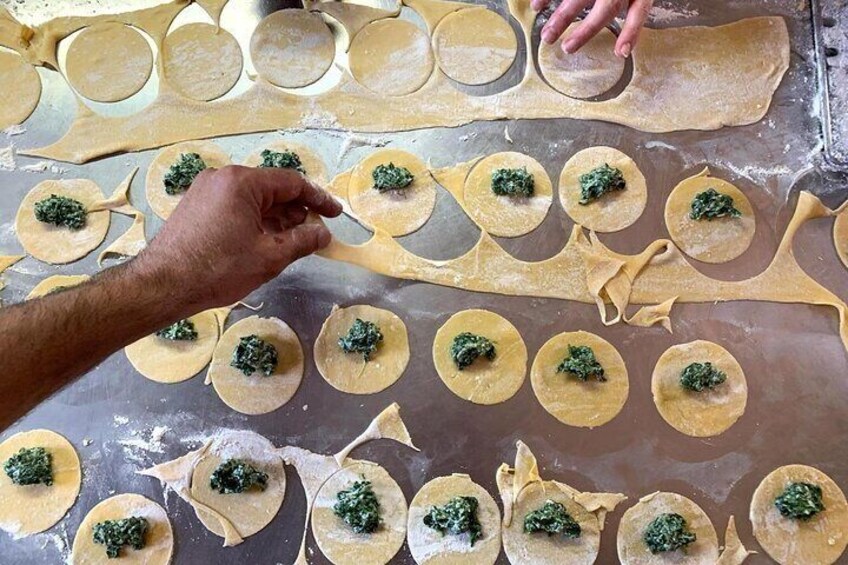 Vinci: Cooking Class of Local Food in a Tuscan Farm