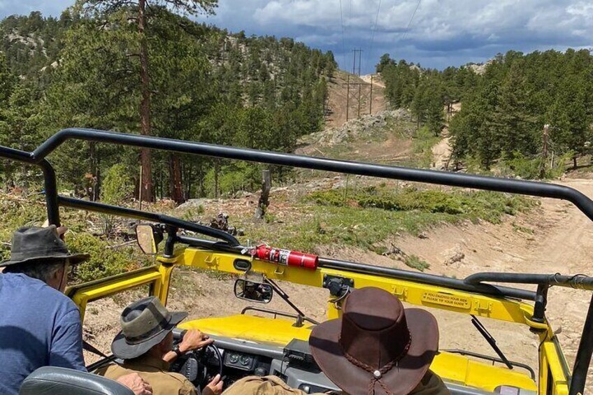 4WD Panoramic Peak Photo Tour in Estes Park
