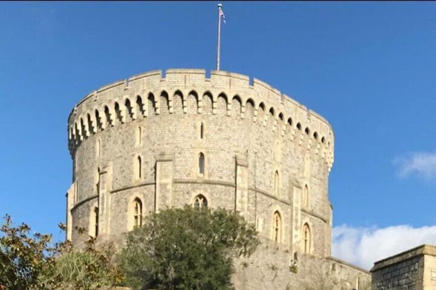 Windsor Castle Private Walking Tour with Accredited Expert Guide