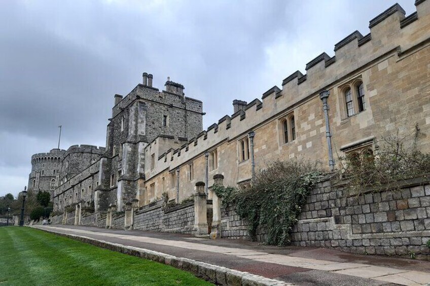 Windsor Castle Private Walking Tour with Accredited Expert Guide