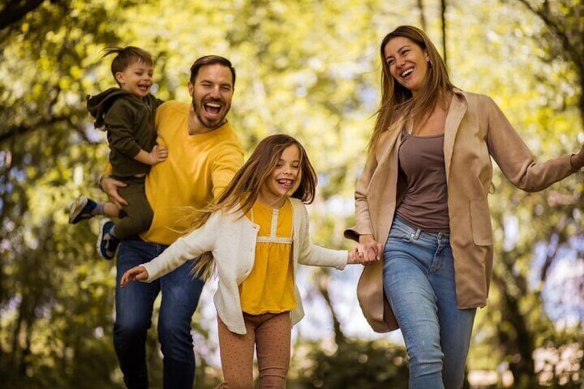 Family Walking Tour of Adelaide’s Rich History