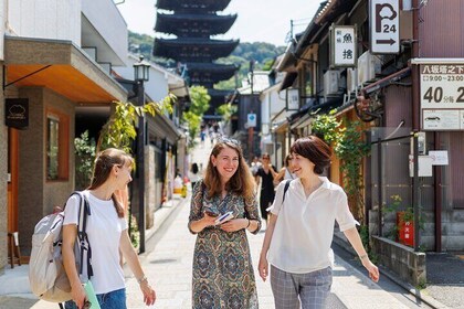 Kyoto Custom Highlight: Private Walking Tour with Licensed Guide