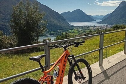 4-hour E-bike Tour of the Piccolo Mondo Antico in Lake Como