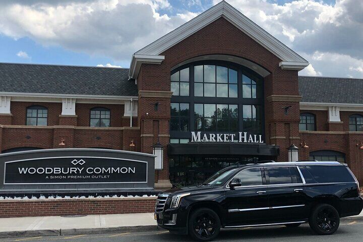 Shopping Excursion to Woodbury Common Premium Outlets