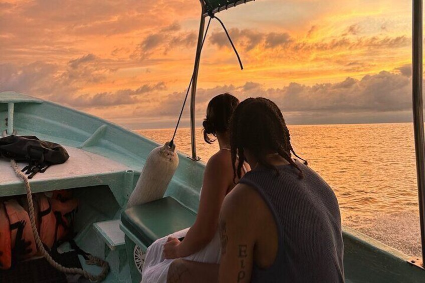 Sunset by boat at Los Arcos Marine Park + Bioluminescence 