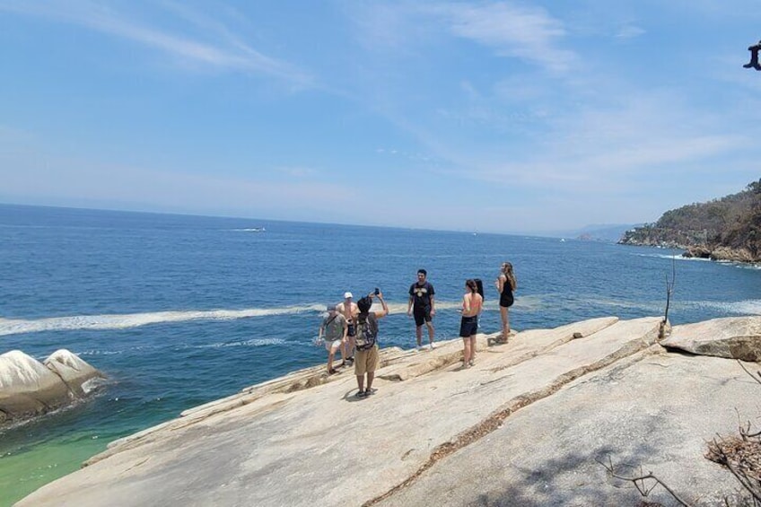 Snorkeling and cliff jump