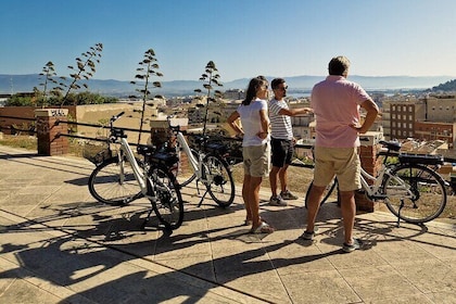 Cagliari: 2hours Sightseeing E-Bike Tour