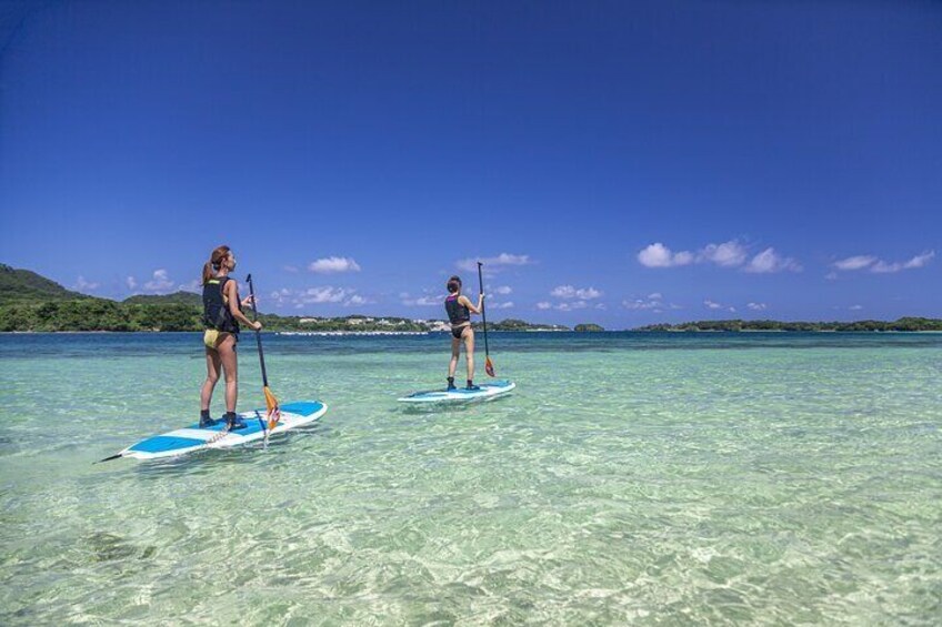 [Ishigaki]SUP/Canoe tour at Kabira Bay+ Snorkeling Tour at Phantom Island