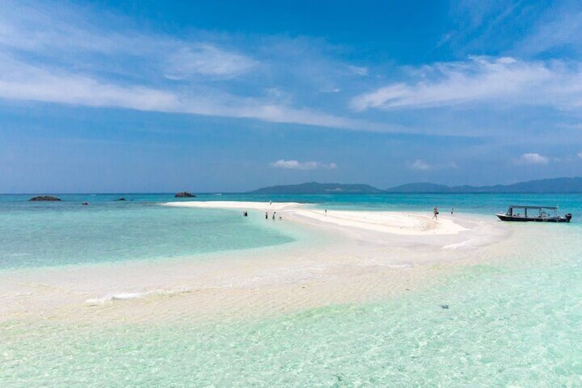 [Ishigaki]SUP/Canoe tour at Kabira Bay+ Snorkeling Tour at Phantom Island
