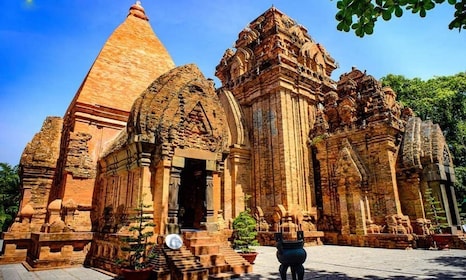 Excursión en tierra: campiña de Nha Trang, torres de Cham, río Cai, recorri...