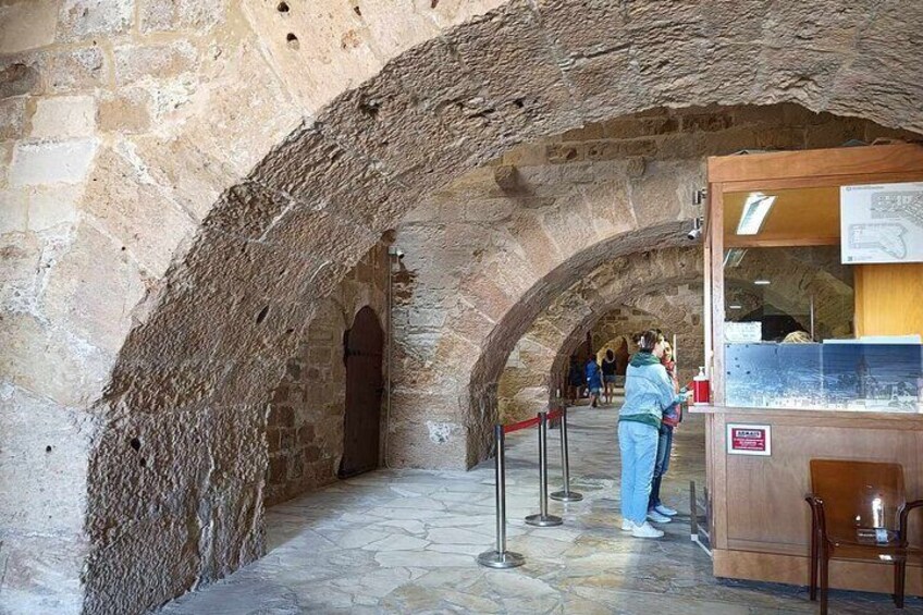 Food and City Tour in Heraklion with Pastry Museum