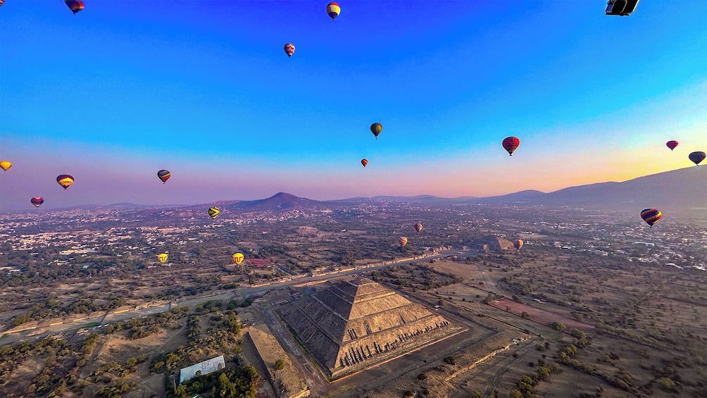 Teotihuacan Balloon Flight with optional guided visit & Guadalupe Shrine