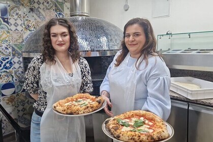 Pizza-Making Class with Local Top-Rated Chef with Drink in Naples