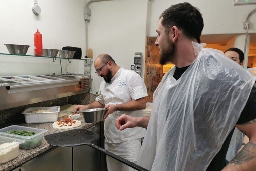 Pizza-Making Class with Local Top-Rated Chef with Drink in Naples