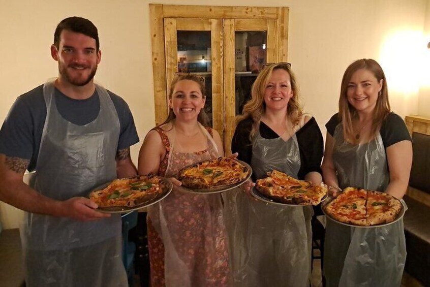 Pizza-Making Class with Local Top-Rated Chef with Drink in Naples