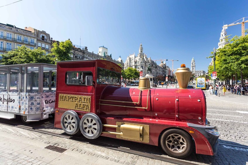 Picture 2 for Activity Porto: Train City Tour with Wine Tasting and Optional Cruise