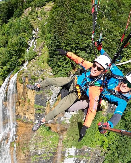 Picture 3 for Activity Luzern / Lucerne: Unique Tandem Paragliding Experience