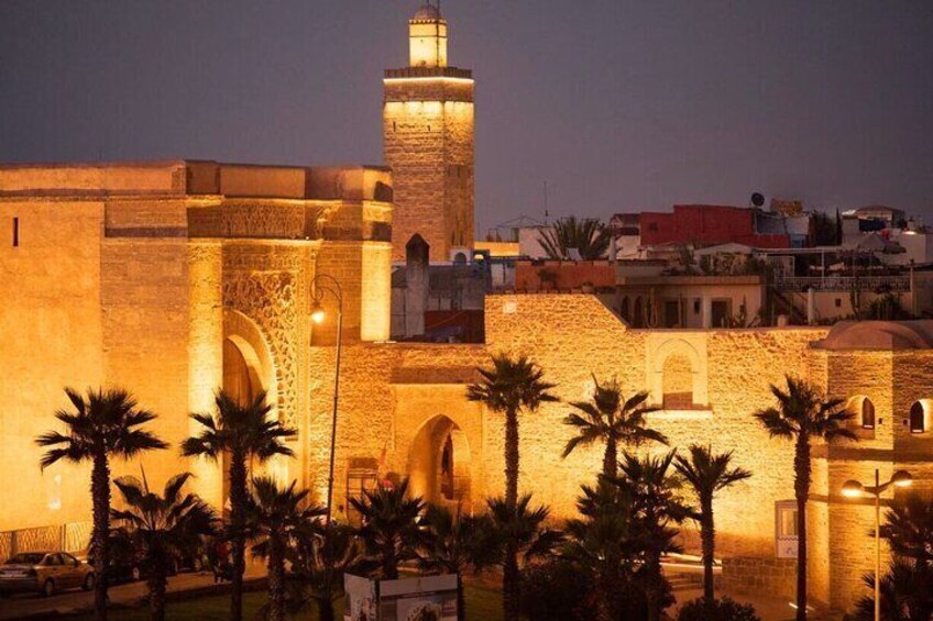 Rabat Night Tour with Traditional Moroccan Dinner