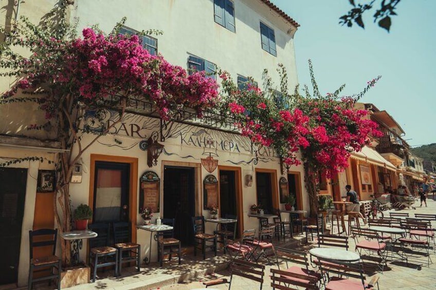 Private Cruise to Paxos, Antipaxos & Blue Caves from Corfu