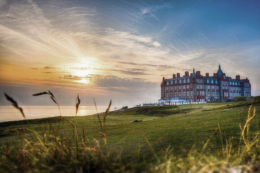 Surf Sanctuary is located in the Headland Hotel