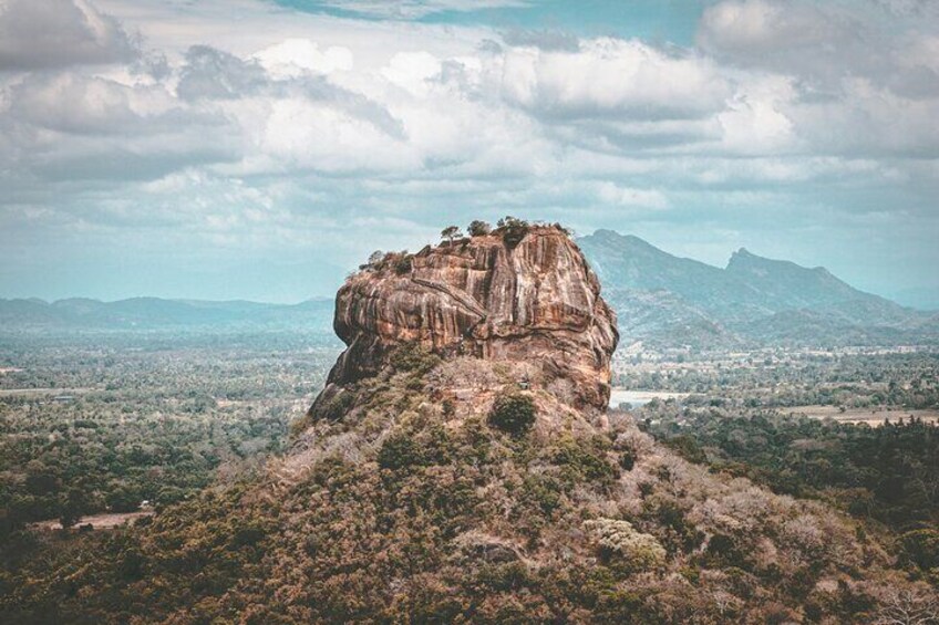 4 Days Private Tour In Sri Lanka 