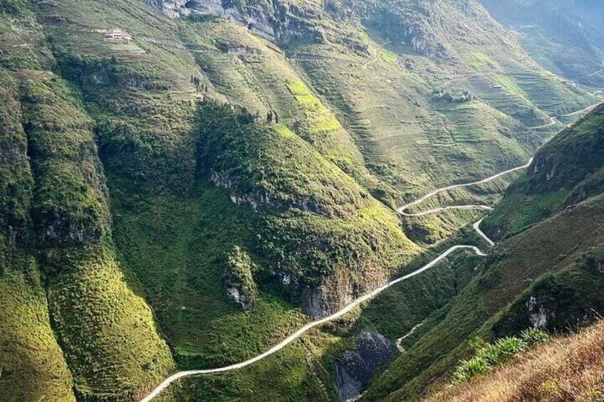 6 Days Ha Giang Loop Motorbike Ride & Sapa Trekking Tour